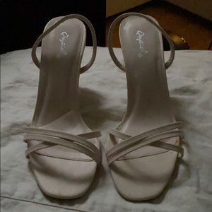 NWOT Leather Heel Sandal